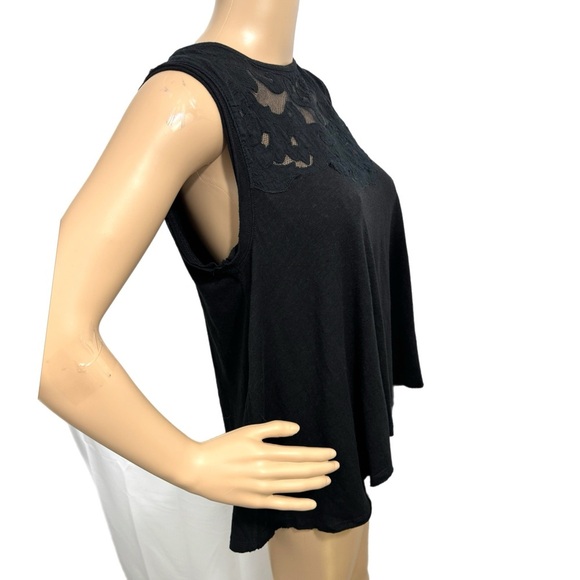 FREE PEOPLE Linen Blend Sleeveless Blouse Tank Top Embroidered Lace Womens Sz XS - Picture 6 of 12